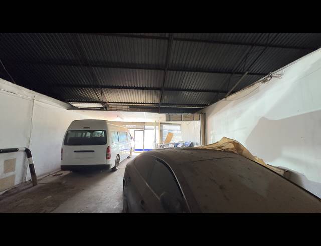 250M² WAREHOUSE TO LET IN ISANDO